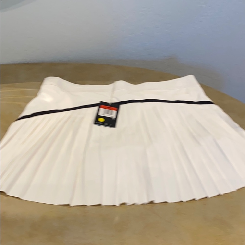 New Nike golf skirt